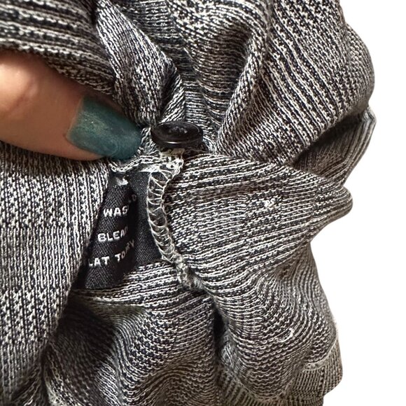 Levi’s Men’s Polo Shirt L Black White Plaid Cotton Short Sleeve Button Collar - Picture 12 of 12